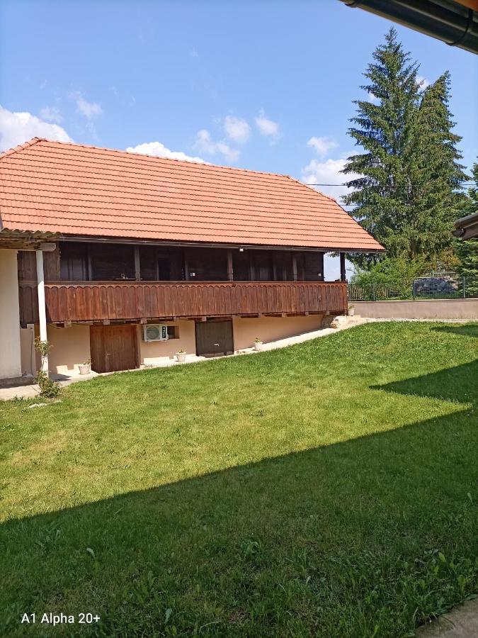 Appartement Kuca Za Odmor Braco à Donji Zvecaj Extérieur photo